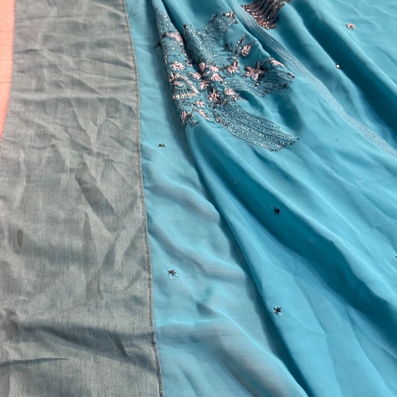 Narayan Lazer Teal Lehenga – Beaded Choli + Skirt – XS/S - Picture 6 of 10